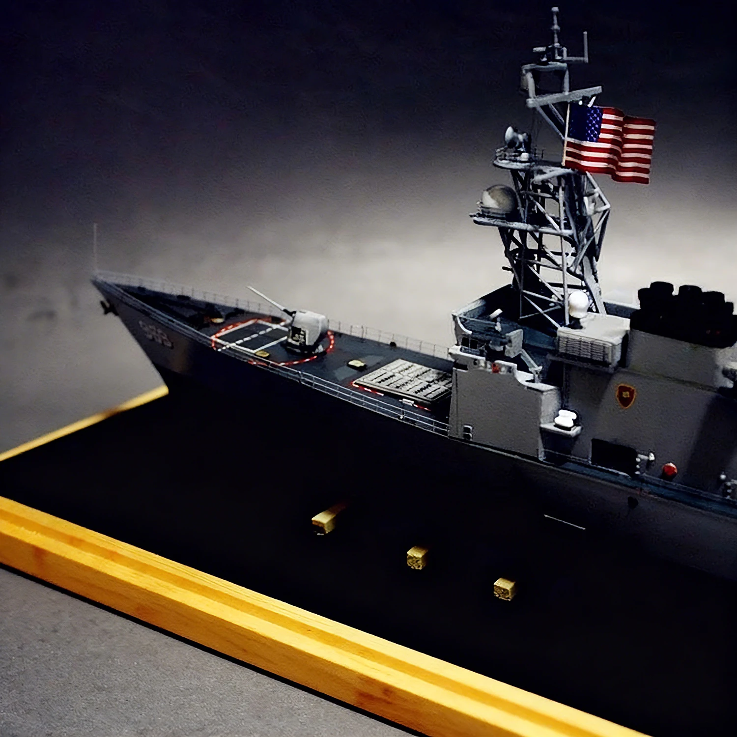 โมเดลเรือพิฆาตติดขีปนาวุธแบบมีระบบนำทาง รุ่น Spruance-class ขนาด 1/350 ความยาว 48 ซม. รายละเอียดประณีต แบบจำลองเรือแบบคงที่ ของเล่นเรือรบ