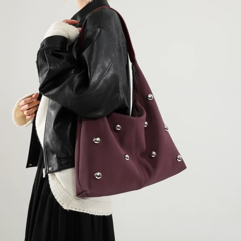 Retro Faux Suede Tote Bags Autumn Winter New Versatile Work Commuting Shoulder Bag Women\'s Vintage Rivet Rhinestones Handbags