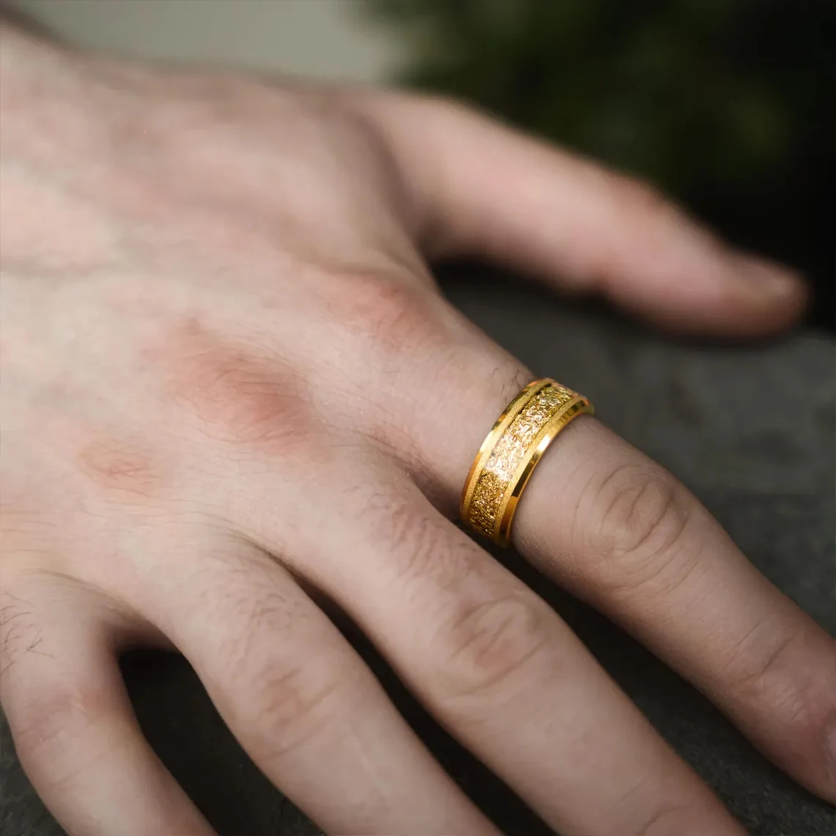 8MM 6MM Golden Men's Tungsten Carbide Wedding Band With Gold Foil Luxury Jewelry Engagement Promise Daily Wear Ring Comfort Fit
