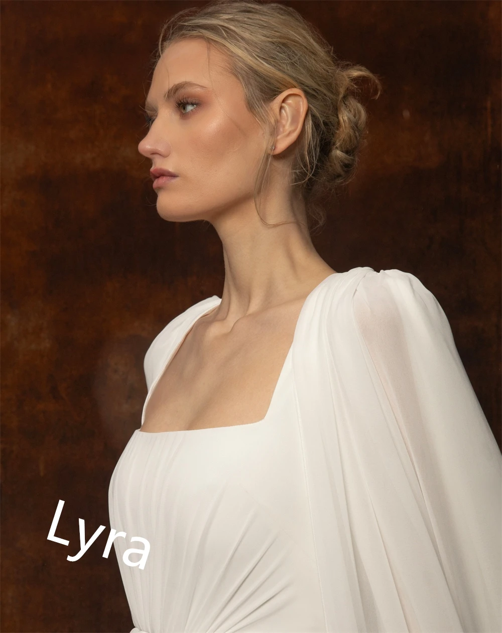 ที่กําหนดเองอย่างเป็นทางการสีขาวชีฟองชุดราตรีสแควร์คอยาวแขนยาวคนดังชุดคุณภาพสูง Bespoke โอกาส Gowns