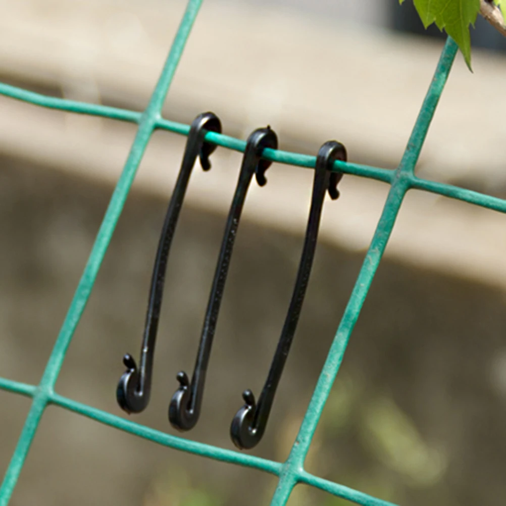 

300 Pcs Vines Fixing Buckle Clips Durable Reusable Clear Garden Tool for Tomato Cucumber Pepper Plants Growing Support