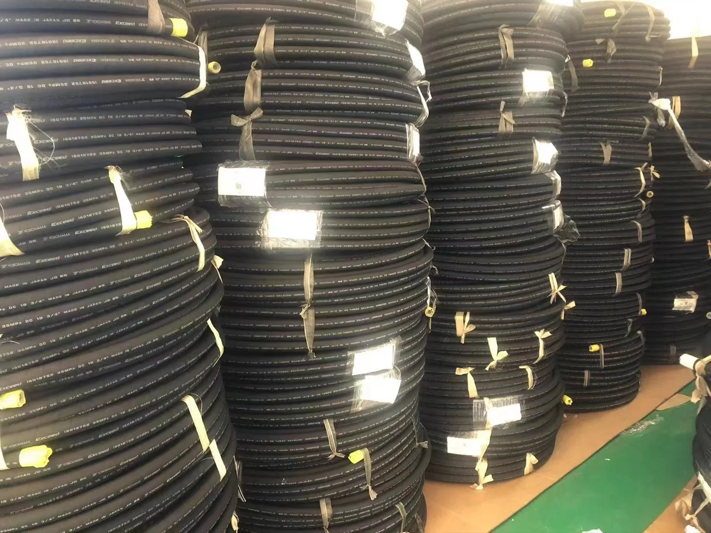 Hydraulischer Gummischlauch-Bagger, hergestellt in Japan, Schlauch Yokohama Versatran-Serie