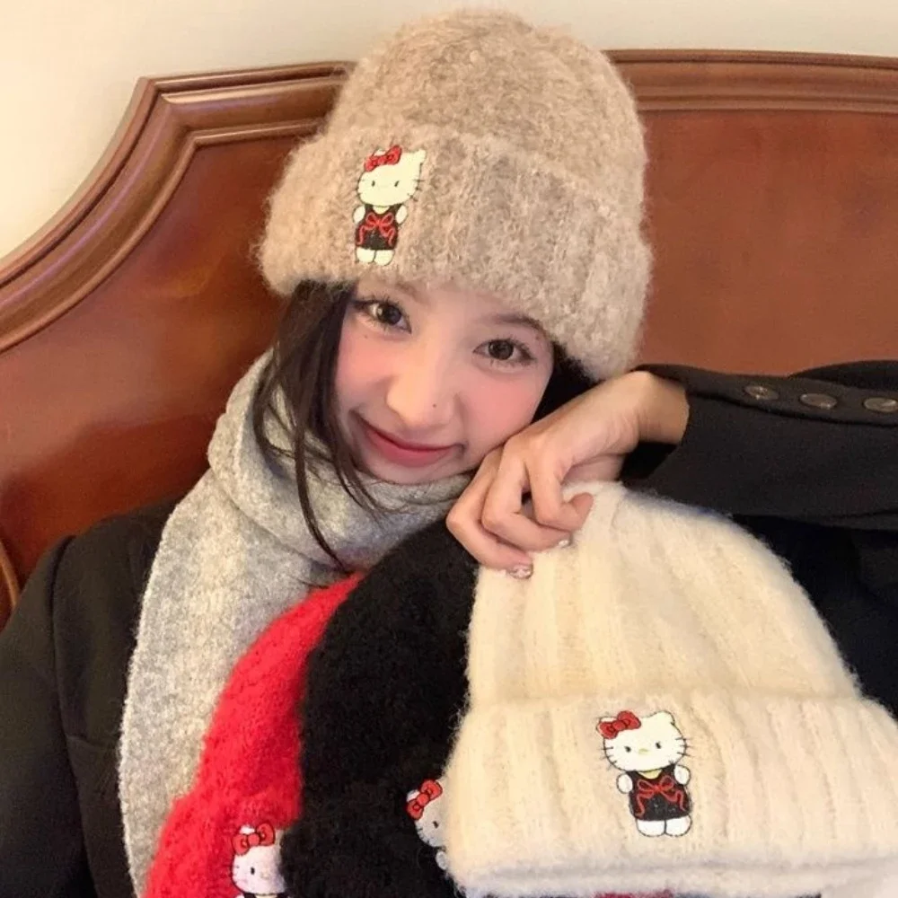 Nuevo gorro de punto de Hello Kitty Miniso, bonito gorro de punto grueso para otoño e invierno, accesorios dulces para niña, regalo de Navidad