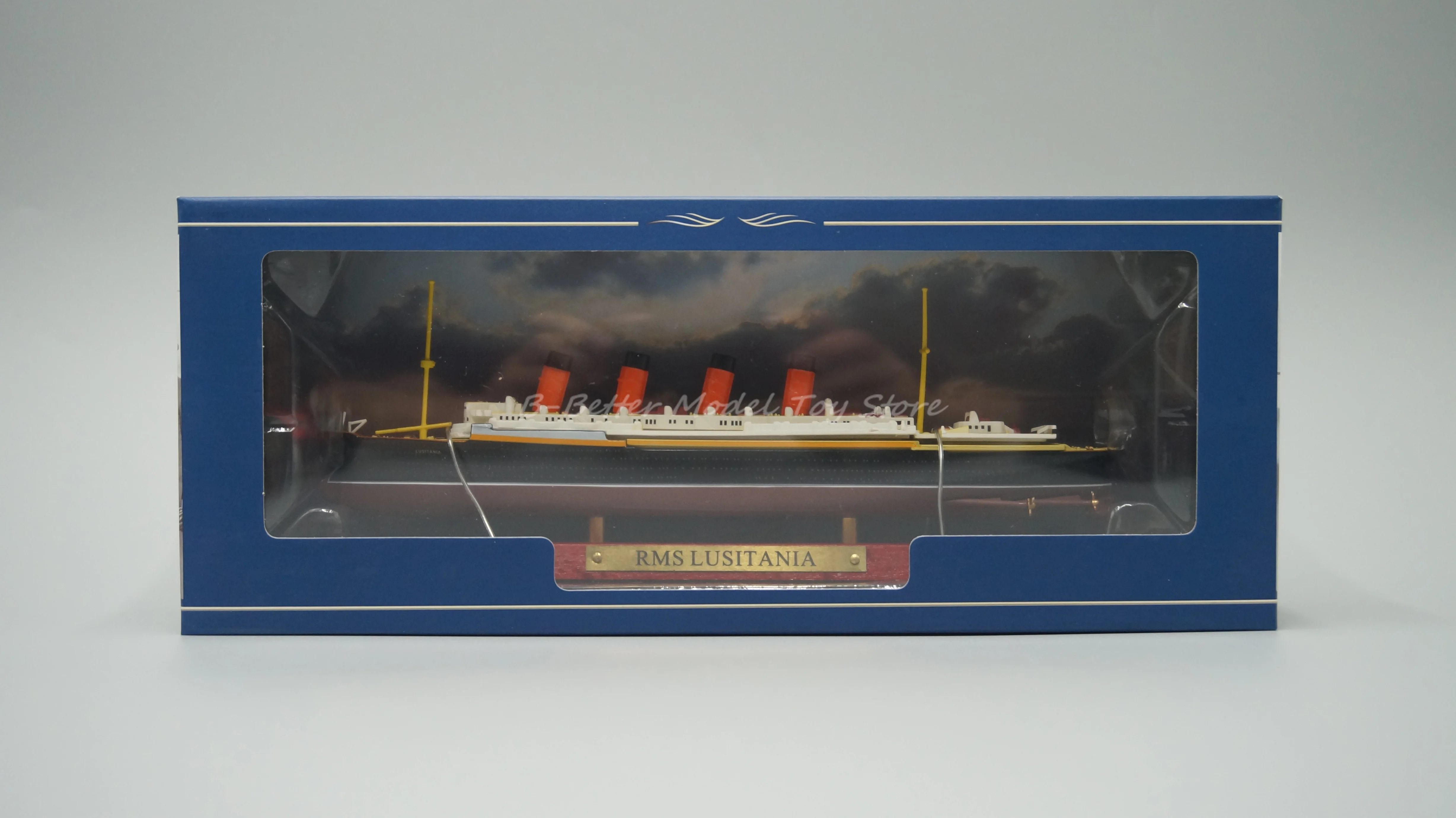 1:1250 Diecast Ship Model Toy ATLAS RMS Lusitania Ocean Liner Cruiser Replica Collection