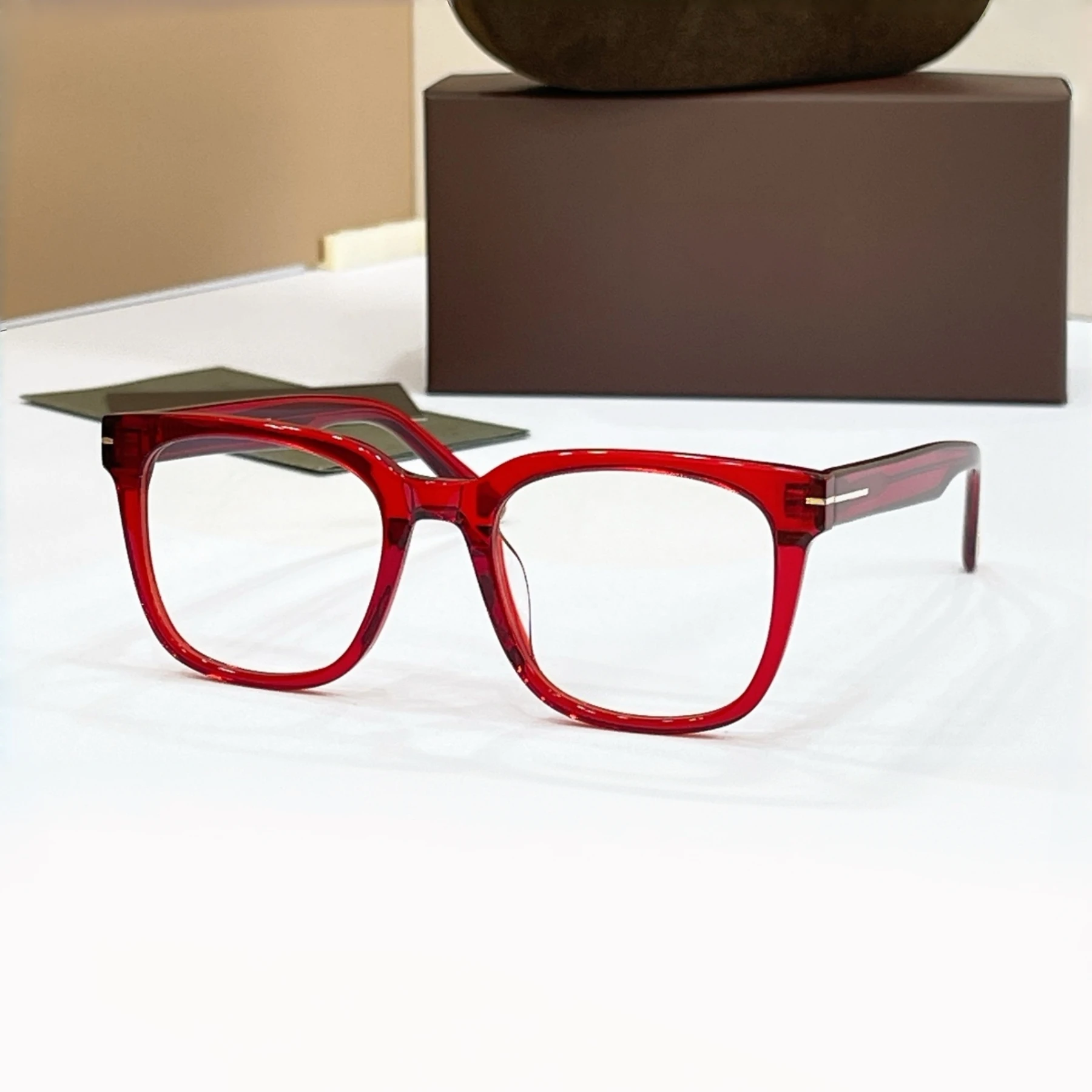 1240 Eyeglasses Man Woman,Wine Red Translucent Square Frame,Metal Trim Temple,Clear Lens,Retro Chic Eyewear Elevate Style