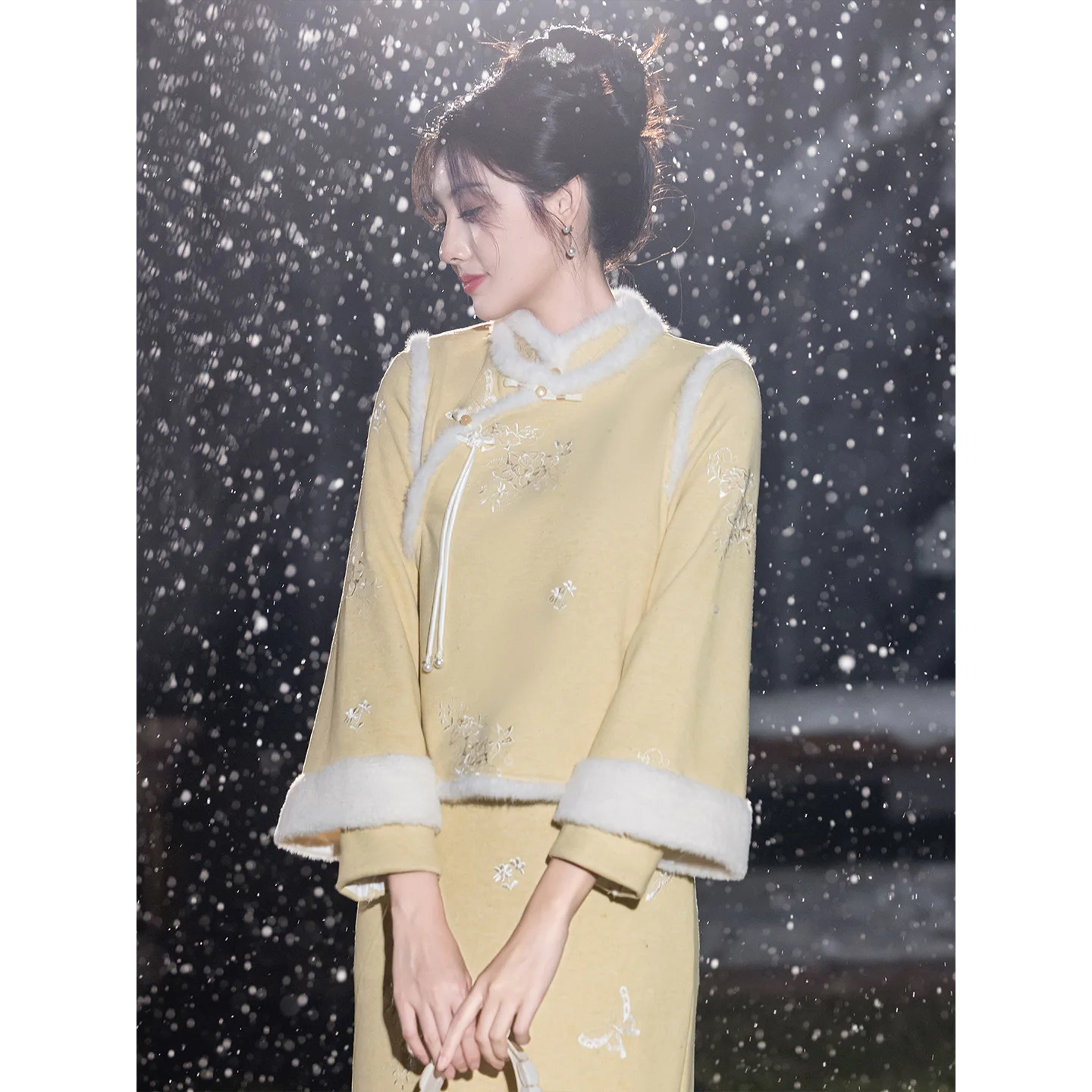 

Yourqipao Yellow Cheongsam Vest Suit Winter FeatherThickened Improved Qipao Young Women's New Chinese New Year Skirt