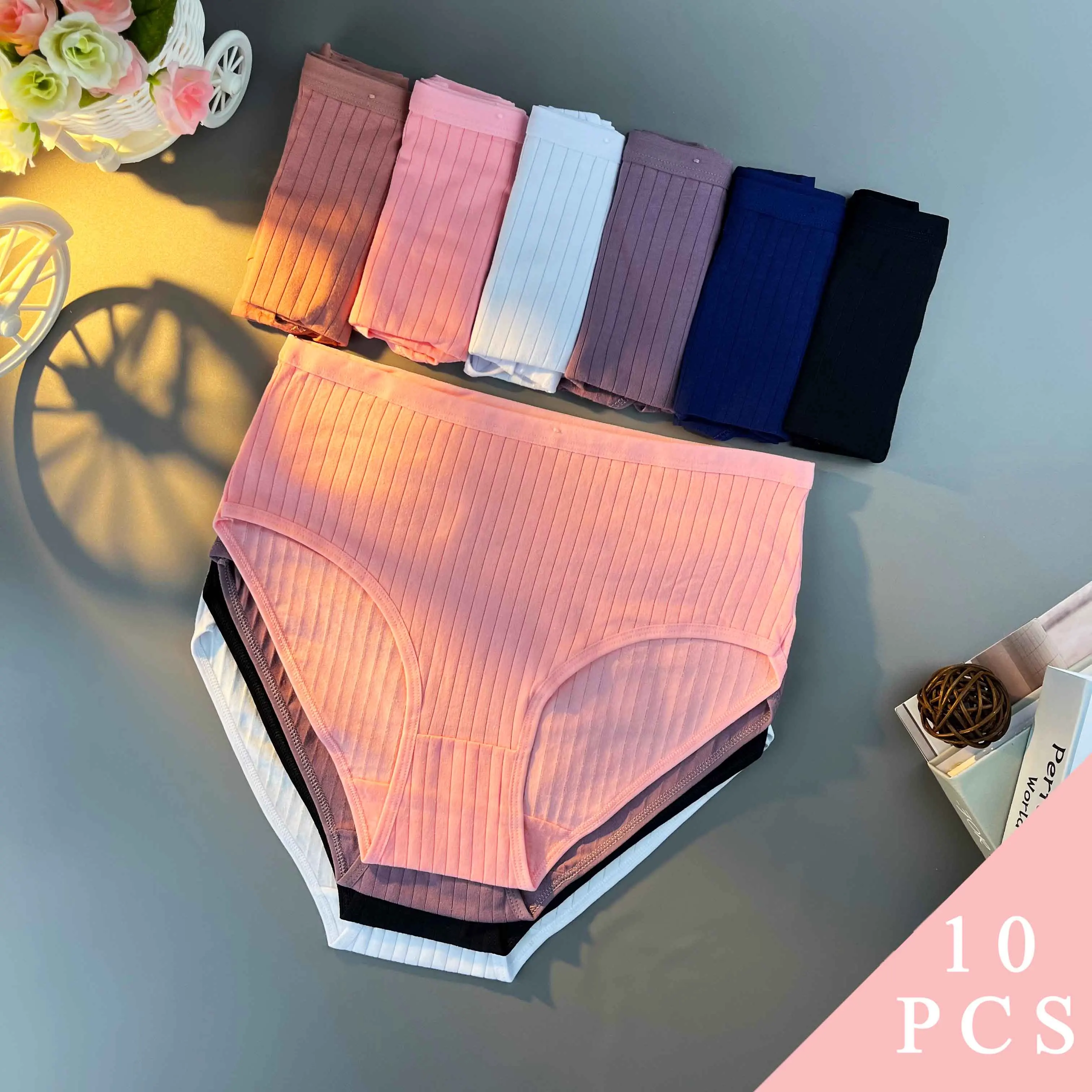 10 Buah [Pakaian Dalam Wanita] Celana Dalam Hadiah Natal Halloween Pakaian Dalam Wanita Warna Solid Lucu Lingerie Mid-Rise Celana Nyaman