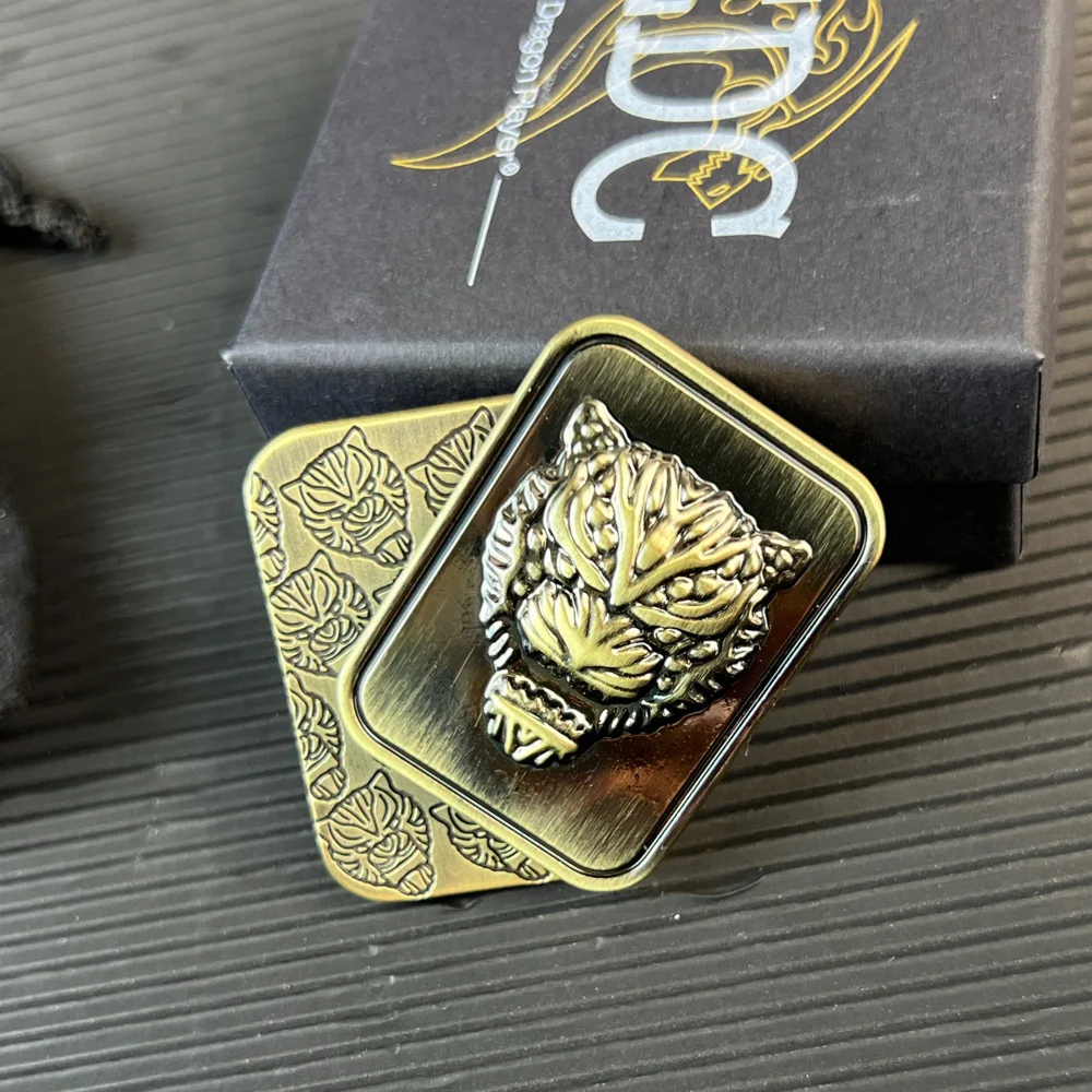 Cabeça de tigre de metal empurrar cartão slider magnético moeda háptica ansiedade tdah alívio do estresse brinquedos edc slider escritório portátil gadgets