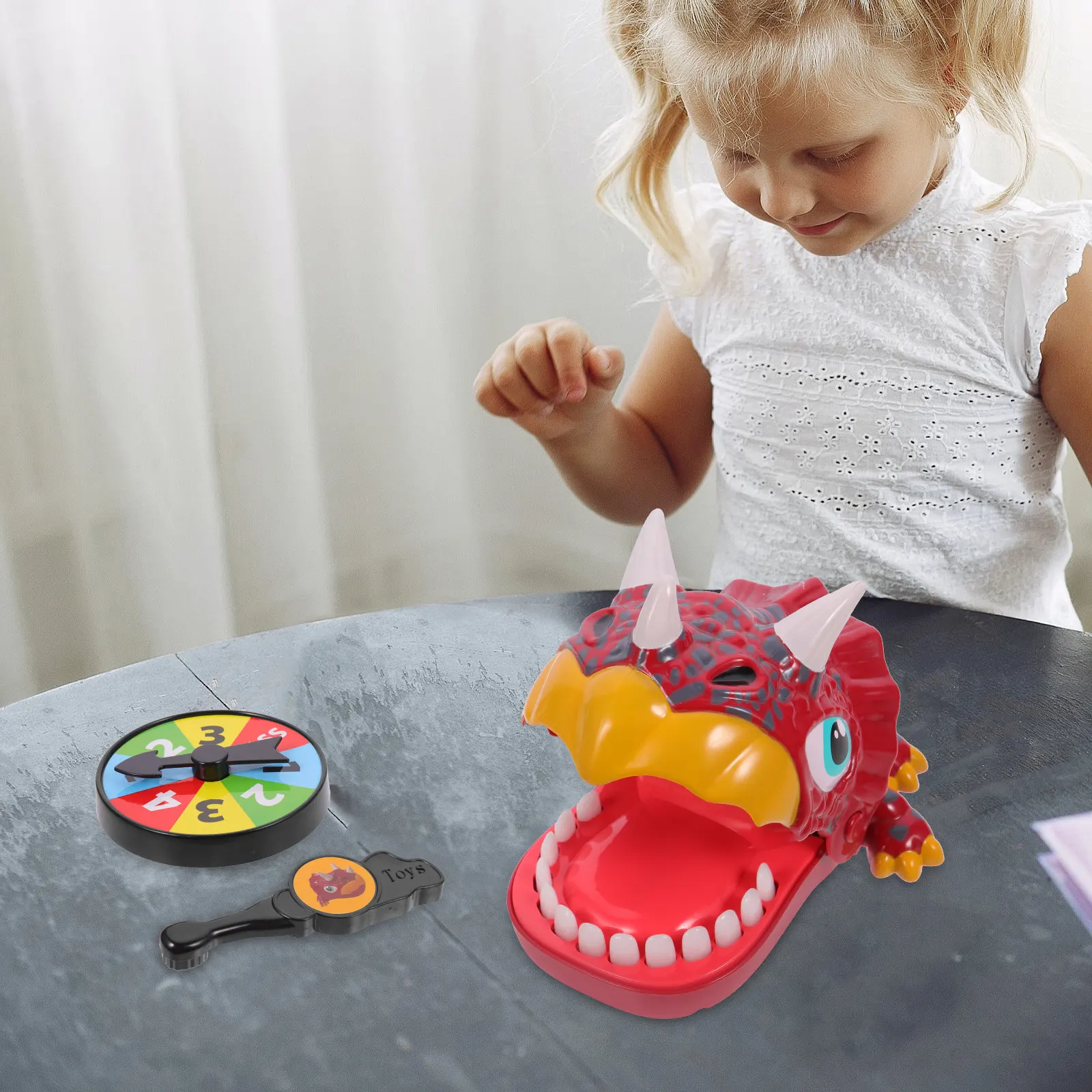 

1Set Game Biting Finger Gaming Action Figure Funny Finger Game Party Favor Creative Kids Family Play