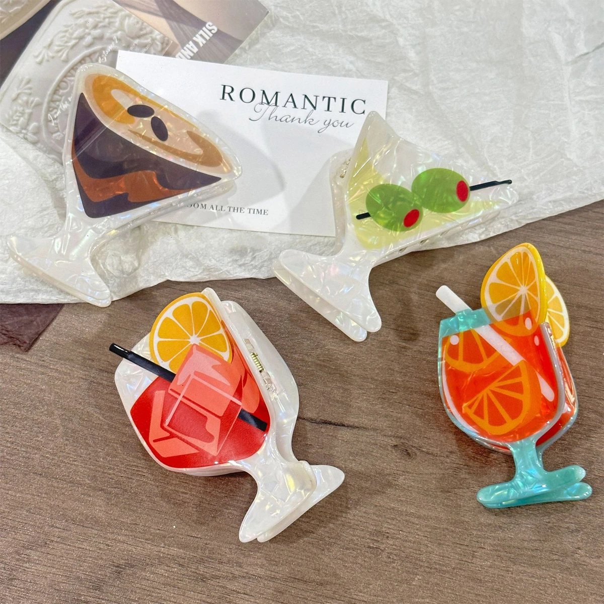 1 Stück Cocktail-Haarclip, Hawaii-Sommer-Strand-Eistee, Orangensaft, Kaffee, neuartiger, kreativer Getränke-Haarclip, großer Haarklammer-Clip im Hai-Design – Detail 1