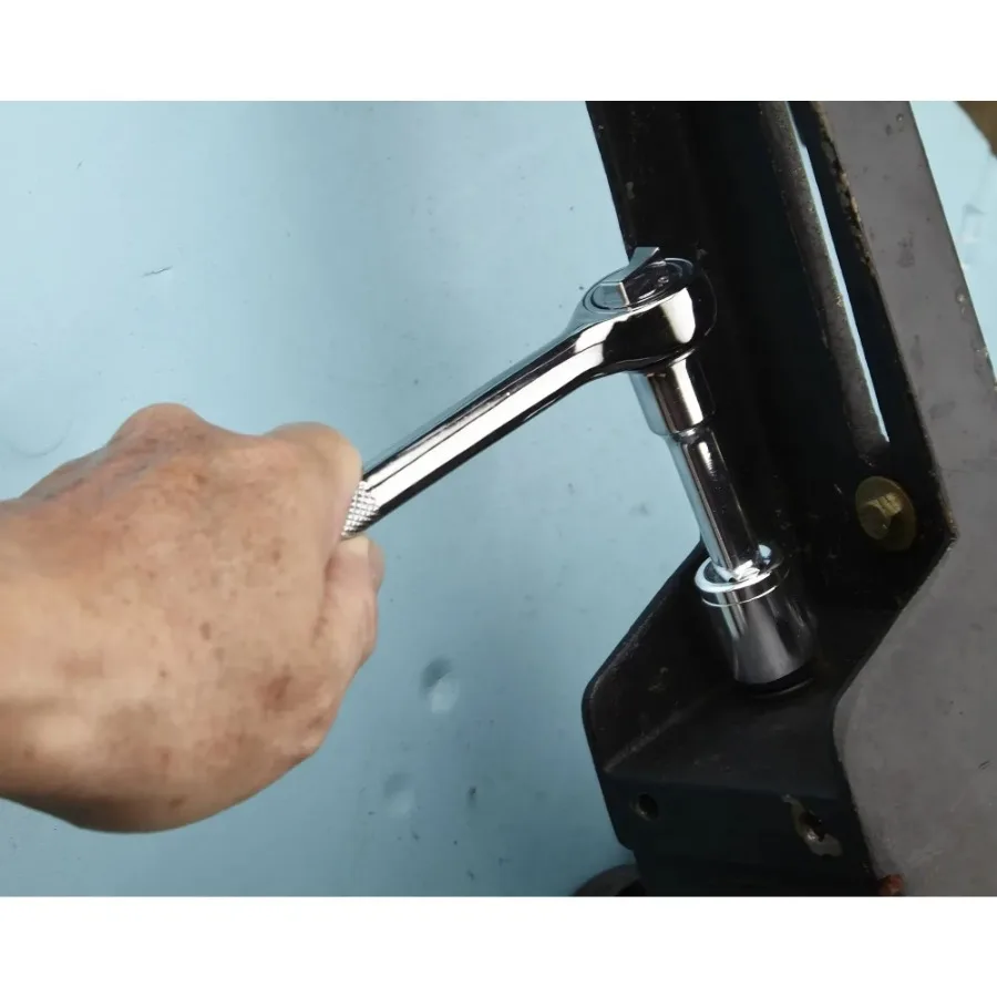 مجموعة أدوات ميكانيكا المحرك 113 قطعة 1/4 و3/8 بوصة، حالة جديدة، تخزين مريح