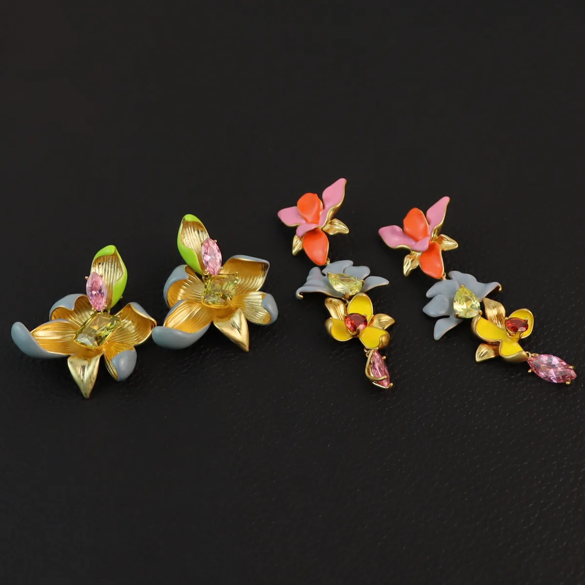 

Retro Sweet Heavy Glazed Enamel Flower Earrings Long Sparkling Zircon Dopamine Exaggerated Earring for Women