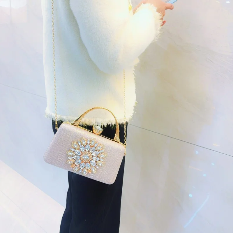 2025 nuevos bolsos de lujo para vestido de noche con diamantes para mujer, bolso para vestido de noche, bolso de concha, bolsos para banquete de boda y fiesta a la moda para celebridades