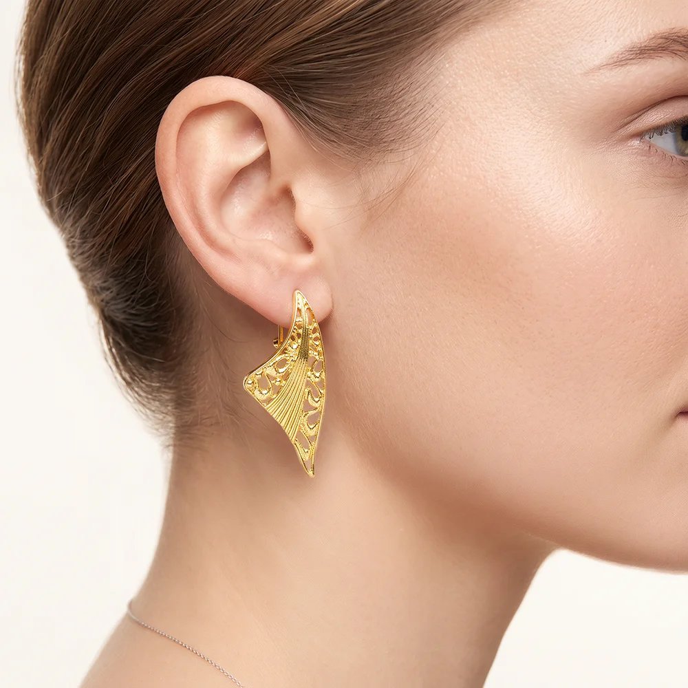 YTJX 2026 Neue Vintage Chunky C-Form Ohrringe für Frauen Hochwertige 18K Goldfarbene Gedrehte Ohrringe Modischer Alltagsschmuck Geschenk – Detail 2