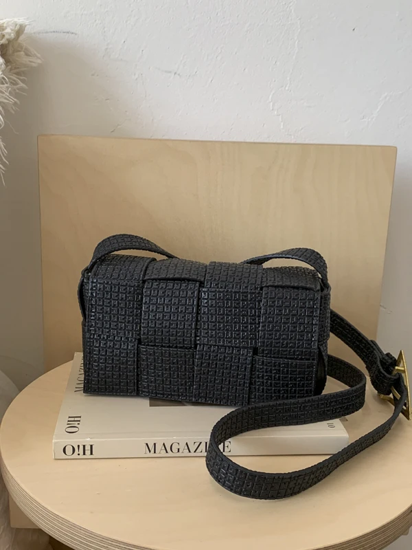 

Sli Simple Ladies Crossbody Bag Faionable Woven Single oulder Bag Trendy Small Square Bag for Autumn New Arrival