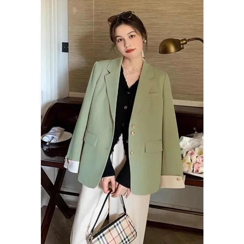 

Women's Light Green Single-Breasted Blazer with Contrast Cuffs Elegant Office Jacket