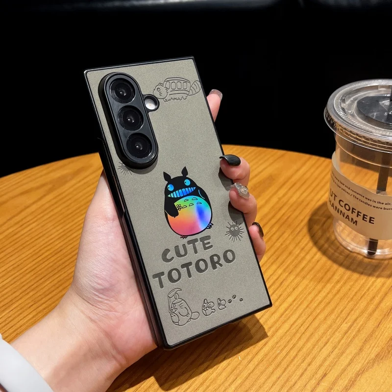 فاخر لطيف أنيمي الكرتون T-Totoros تنقش الليزر الجلود لسامسونج غالاكسي Z أضعاف 7 6 5 4 zfold4/5/6 ZFold7 غطاء مقاوم للصدمات ﻿