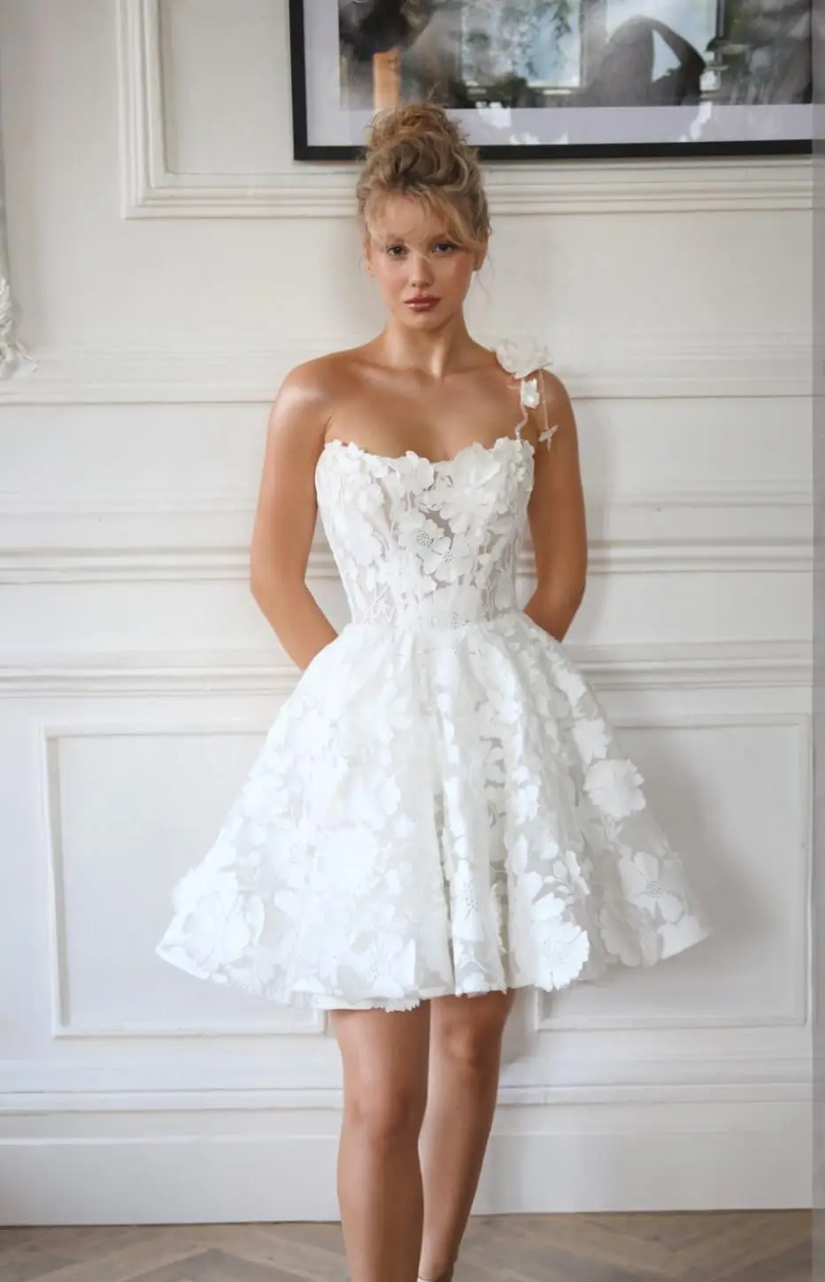 

Великолепные тюлевые платья для встречи выпускников с 3D цветами для подростков, короткое платье для выпускного вечера без бретелек, мини-платье с пышными кисточками