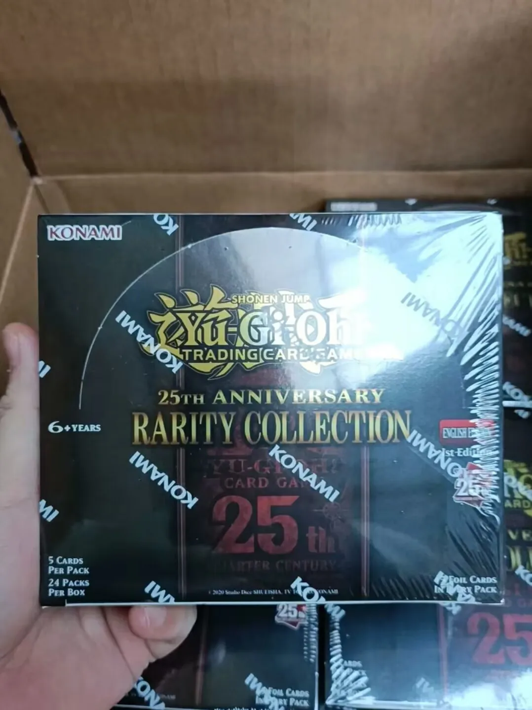 

Yugioh Master Duel Monsters 25th ANNIVERSARY RARITY COLLECTION TCG RA01 English Edition Collection Sealed Booster Box