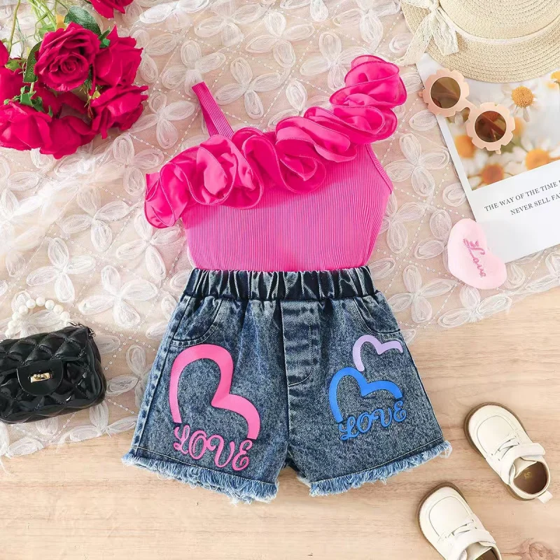 

2026Children's clothing for girls: suspender top with heart print and denim shorts set, baby outfit