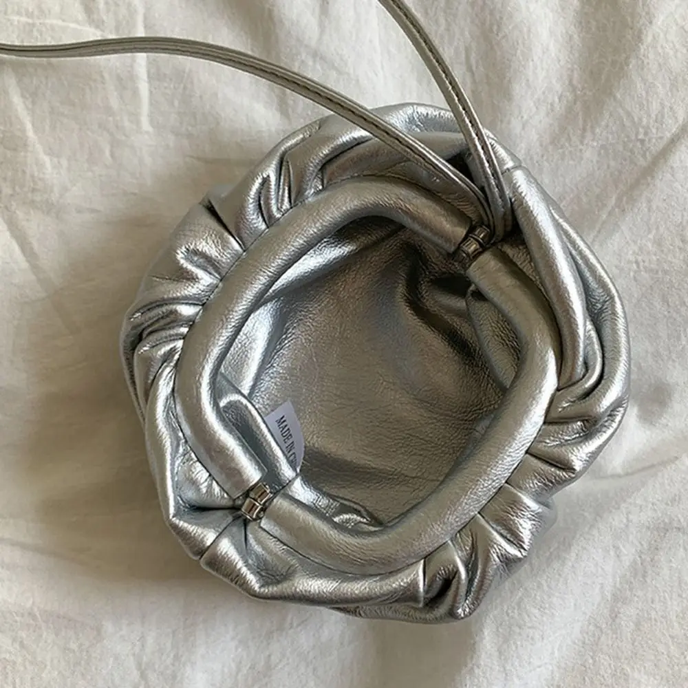 Fashion PU Leather PU Mini Cloud Bag Silver Purse Lanyard Wallet Korean Style Lipstick Storage Bag Earphone Bag Girls/Female