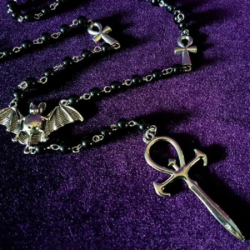 1pcs Vintage Necklace For Men And Women Vampire Beads Handmade Bent Pin Bat Rosary Cross Pendant