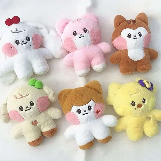 17cm kpop minivo dos desenhos animados boneca figura chaveiro wonyoung yujin liz saco pingente gaeul leeseeo fãs coleção presentes