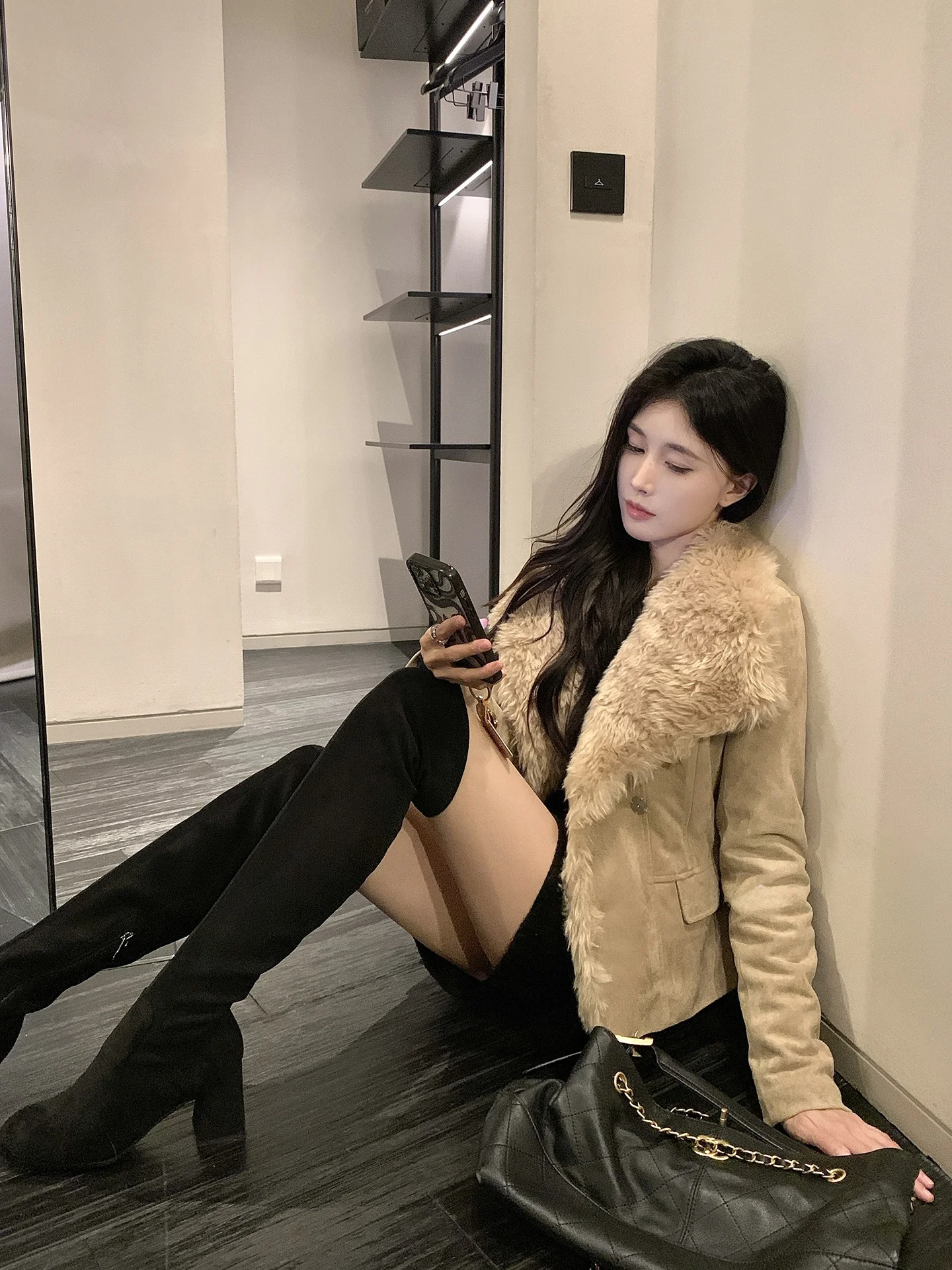 

Autumn Winter Lamb Fur Collar Jaet Slimming Wrap Cardigan One-Piece Stand Fit Ladies' Polyester Fiber Long Sve Coat