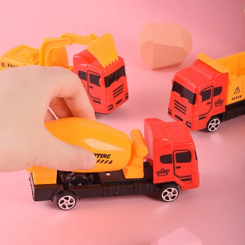 1 stücke Mini Trägheit zurückziehen Druckguss Engineering Auto Fahrzeug LKW Modell pädagogisches Spielzeug für Kinder Junge Geburtstags geschenk
