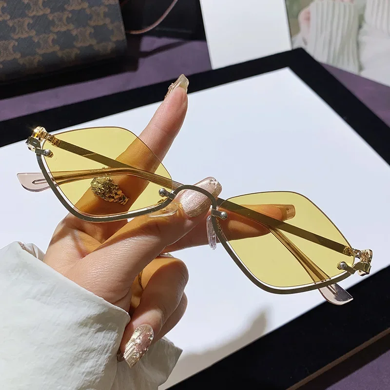 Metal Women Simple Trend Sunglasses Men 2025 New Half Frame Diamond Shaped Sunglasses Dopamine Small Frame Outdoor Sunglasses image 5