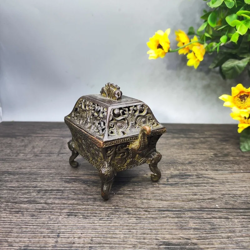 Antique-style double elephant incense burner, four-legged elephant-shaped burner, Chinese retro tea room incense burner, decorat