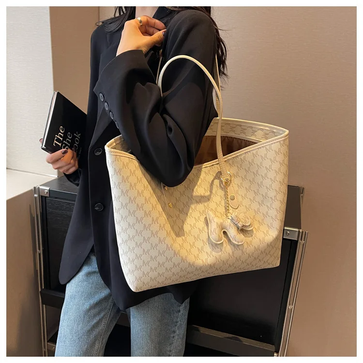 New Big pu Bag Luxury Women\'s Shopping Bag Shoulder Tote Bag Large Capacity Commuter Handheld Tote Bag Women Leather Handbags