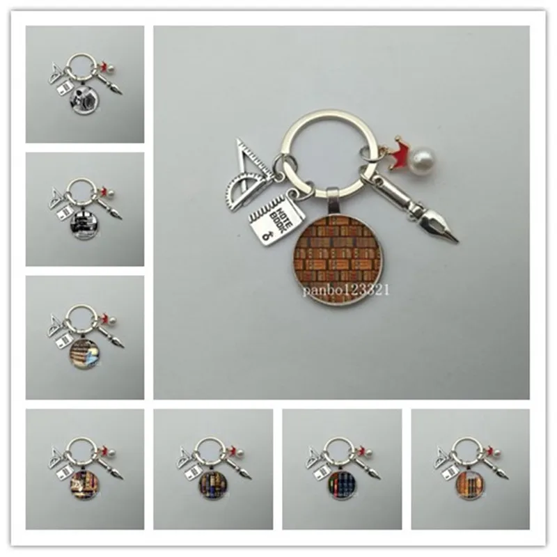 Innovative new library bookcase keychain, retro-style gifts for students and teachers, librarian keychain, old book keychain