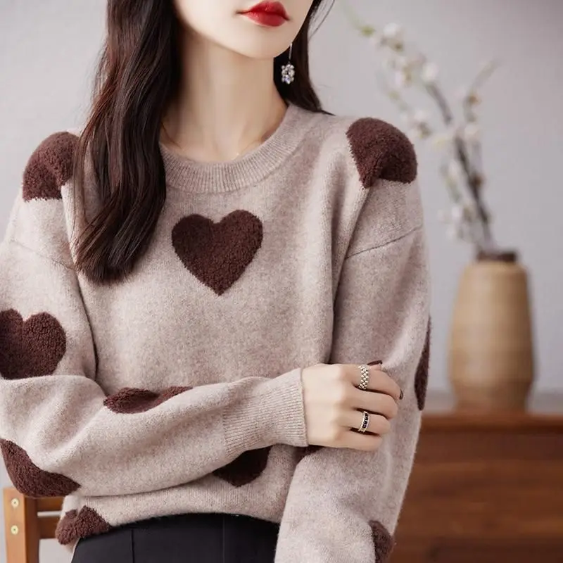 Fashion New Autumn/Winter Love Sweater Women\'s 2024O Neck Patchwork Embroidered Loose Casual Versatile Long Sleeve Knitted Tops