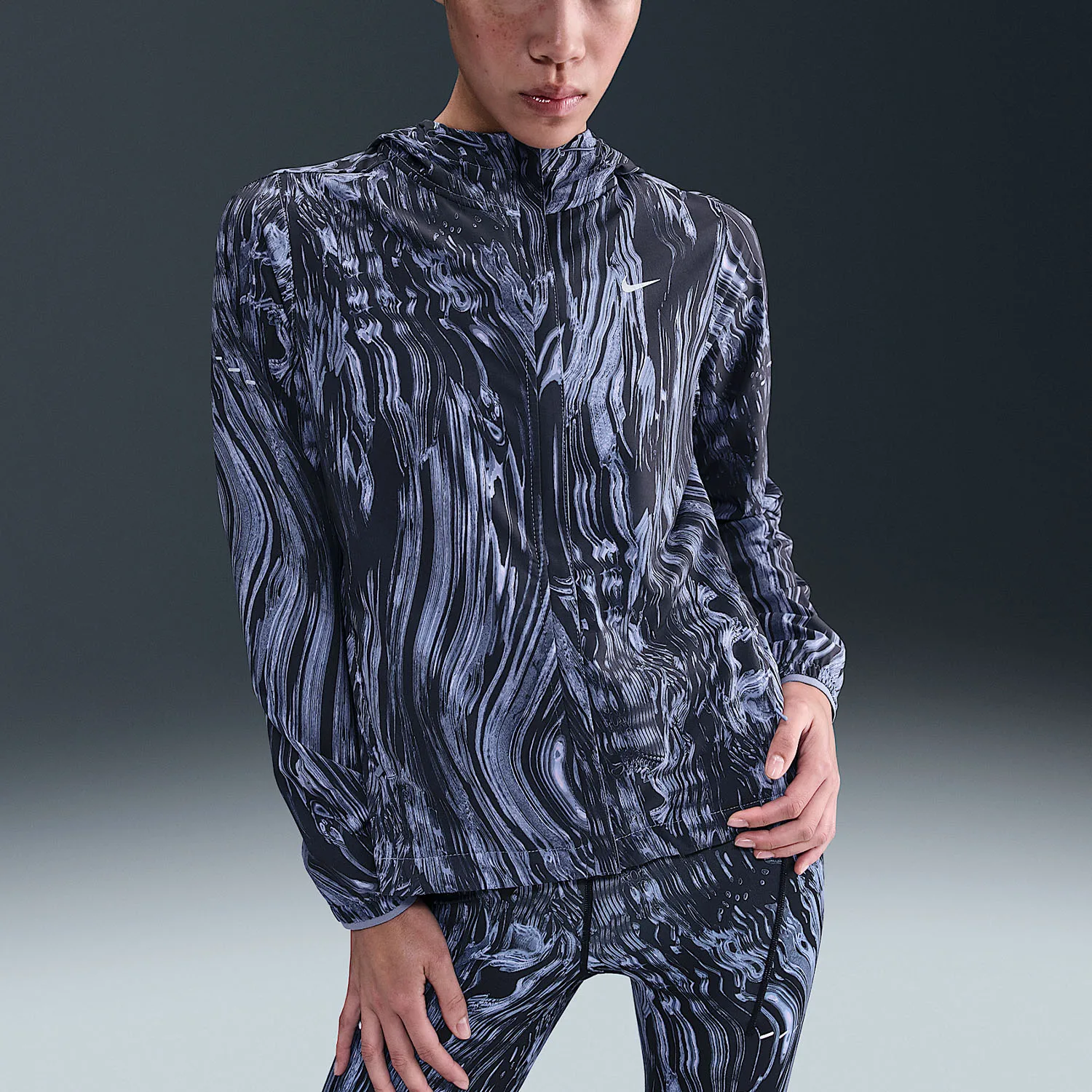 

Оригинальная женская осенняя модная куртка для бега с круглым вырезом от Nike IM0362-499