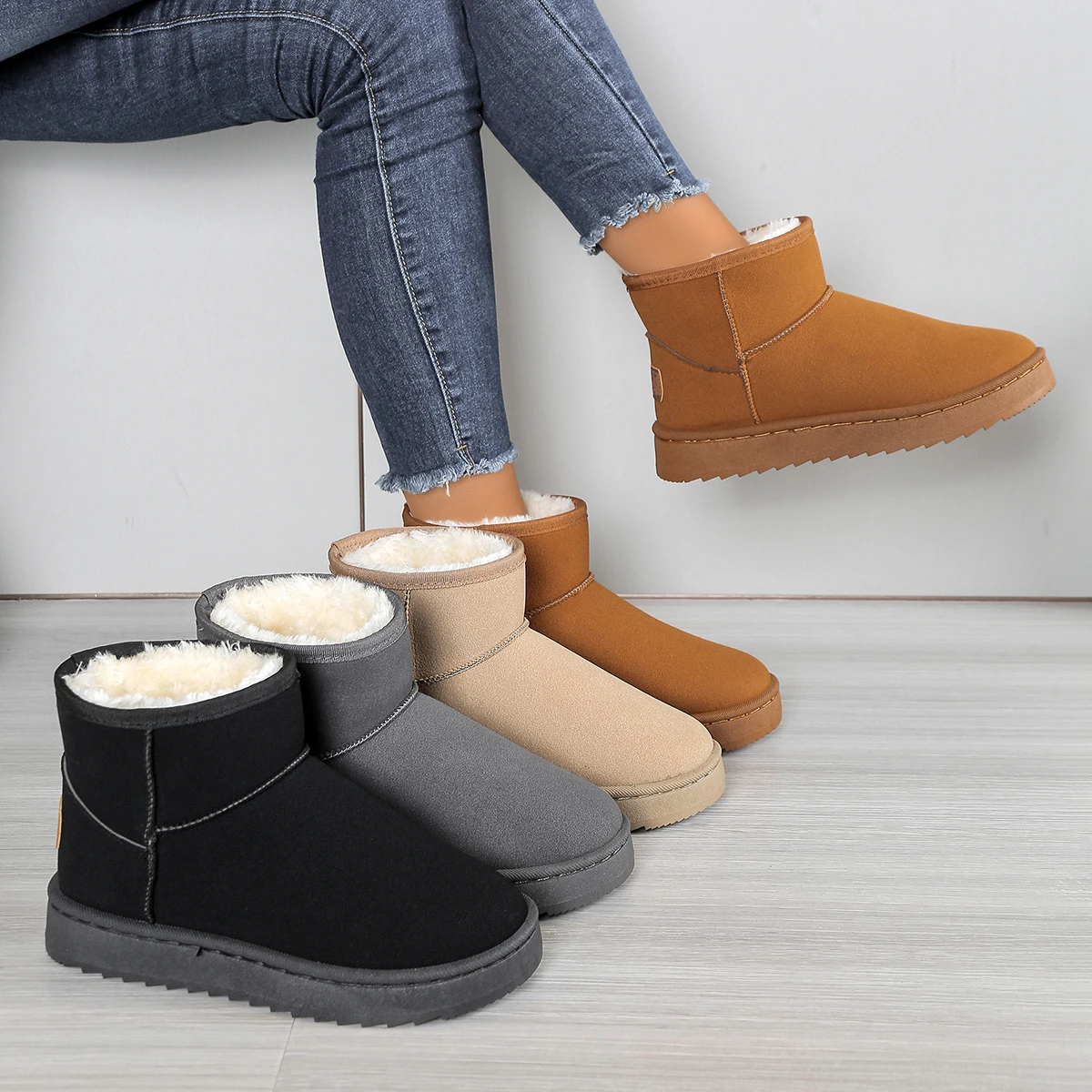 

Women's Snow Boots, Short-top Thickened Cotton Shoes, Anti-slip New Winter Shoes, Student Women's Short Shoes, Black Boots