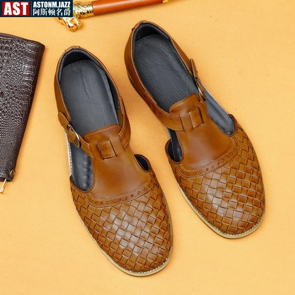 

Summer Men Genuine Leather Antiskid Sandals Casual Leather Hollow Soft Bottom Breathable Outdoor Shoes Classic Fashion Sandals