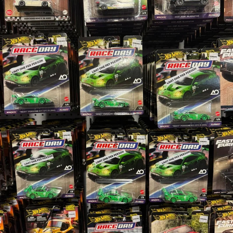 

Hot Wheel Original FPY86-9C1D Race Day Serise Die Casting Porsche 911 Gt3 R Corvette Nissan Z Gt4 Alloy Car Model Collection Toy