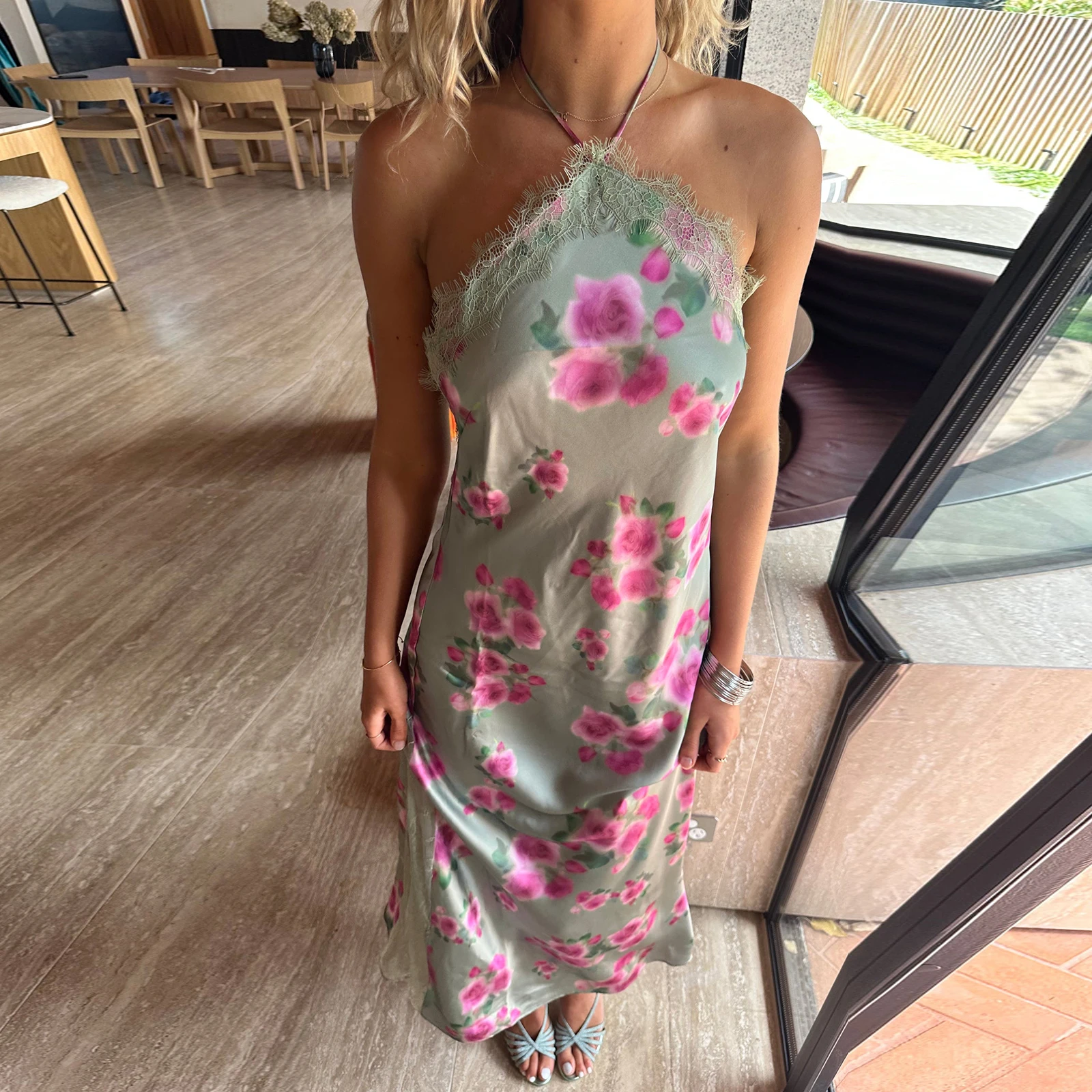 

Women Summer Long Dress Sleeveless Backless Halter Neck Floral Print A-line Dress Beach Party Dress