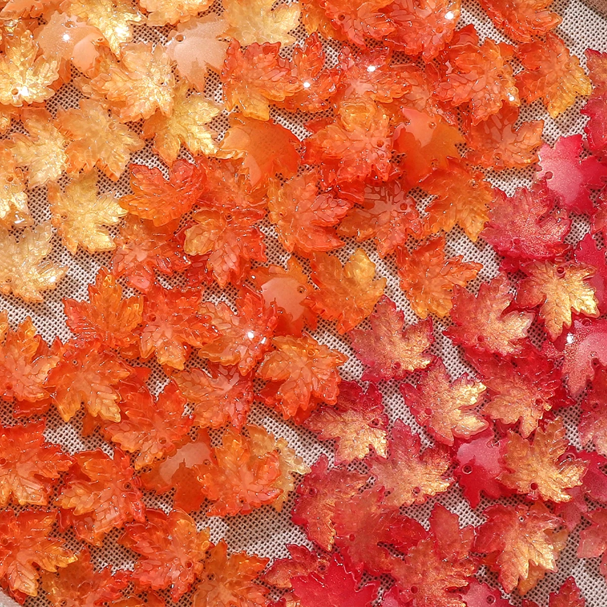 30-100 Stück bunte, ahornblattförmige lose Glasperlen, geeignet für DIY-Schmuckherstellung, Herbstdekorationen für Thanksgiving.