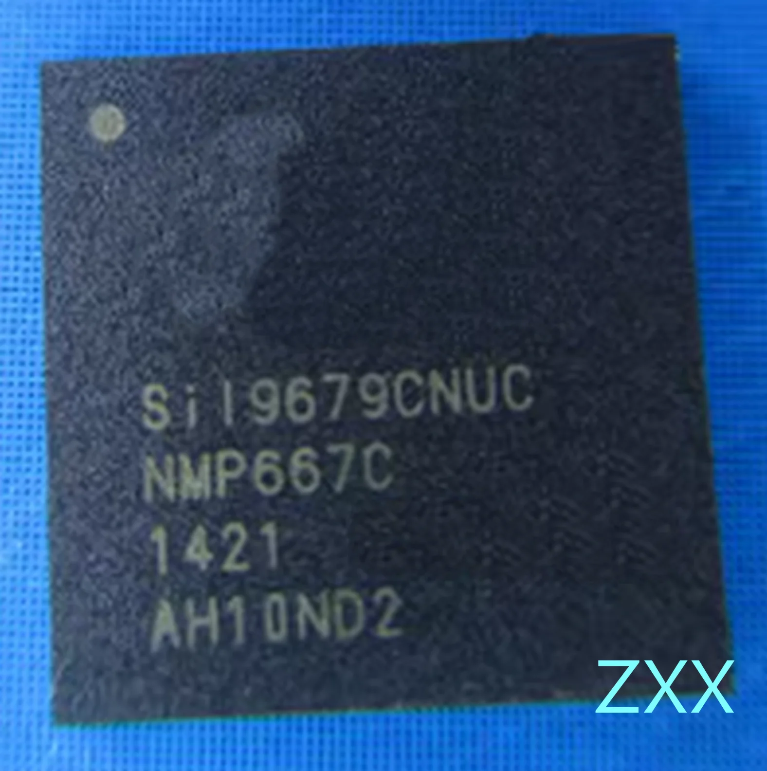 

2 шт. SIL9679CNUC SII9679CNUC QFN-72