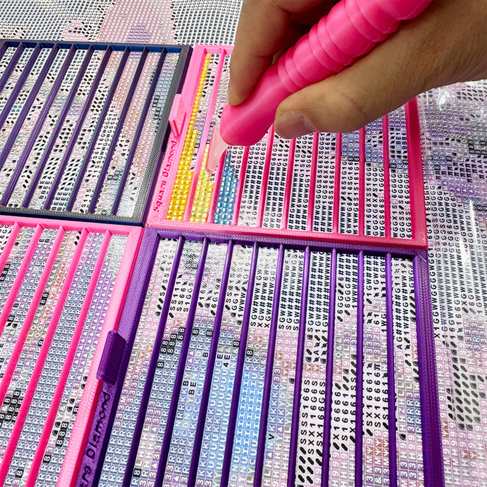 2pcs DIY Diamond Art Alignment Ruler Wear Resist Rhinestone Painting Ruler with Handle Portable Plastic Grid Ruler for Beginner