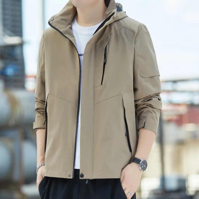 

New Fashionable and Trendy Outdoor Jacket for Autumn and Winter. Detachable Windproof and Waterproof Versatile Jacket for Men