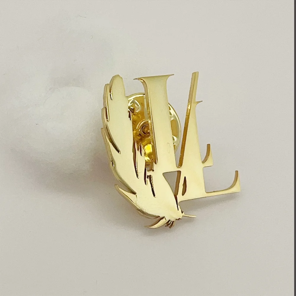 Customized Pattern Stainless Steel Brooch Company Logo Design And Production, Giving Him/Her A Special And Exquisite Gift