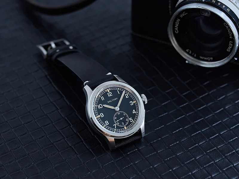 Baltany S2081 Dirty Dozen Felduhr, 39mm Retro ST1731 Mechanische Datumsuhr, Saphirglas, Leuchtend, Wasserdicht, Kleine Sekunde – Detail 7