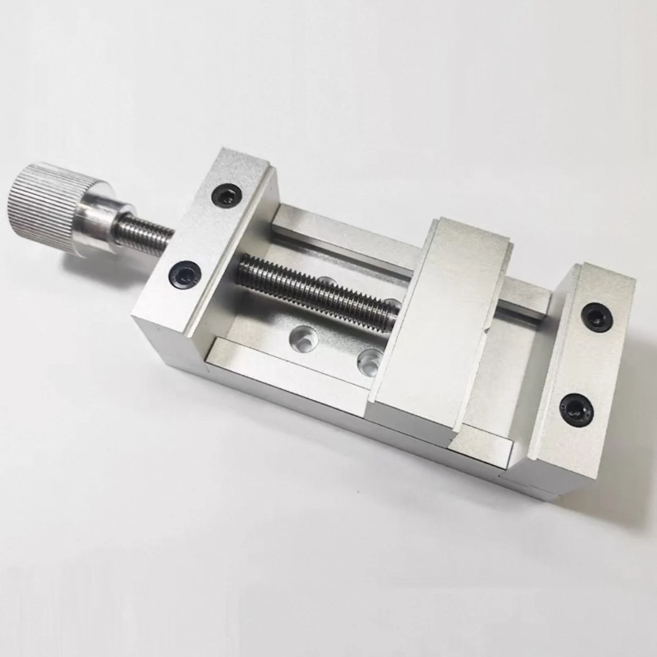 

Mini Rust-proof Table Vise DIY Manual Workbench Ideal Welding Circuit Board Small Aluminum Alloy 0.3mm-65mm Clamping Vise