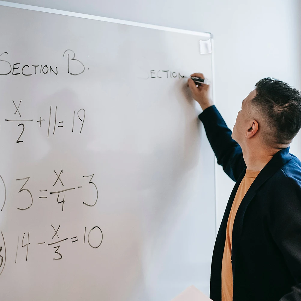 

200pcs Pen Clips For Whiteboard Adhesive Plastic Holder Multipurpose Stationery Organizer School Office Supplies Pen Clamp