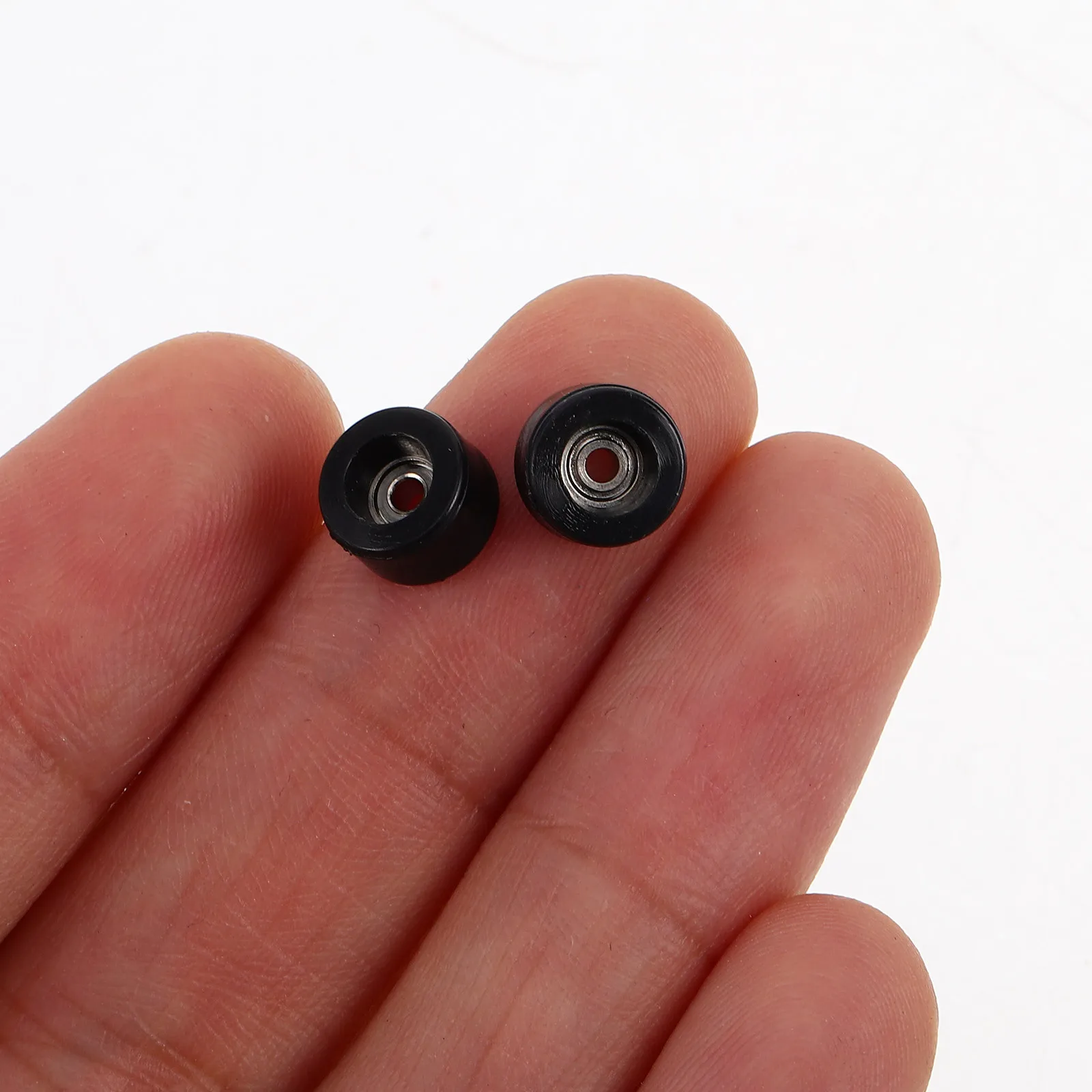 4 قطعة عجلات لوح التزلج مع محامل قطع غيار قوية ملحقات لوح التزلج الصغيرة طقم تصليح عجلة عملية #5