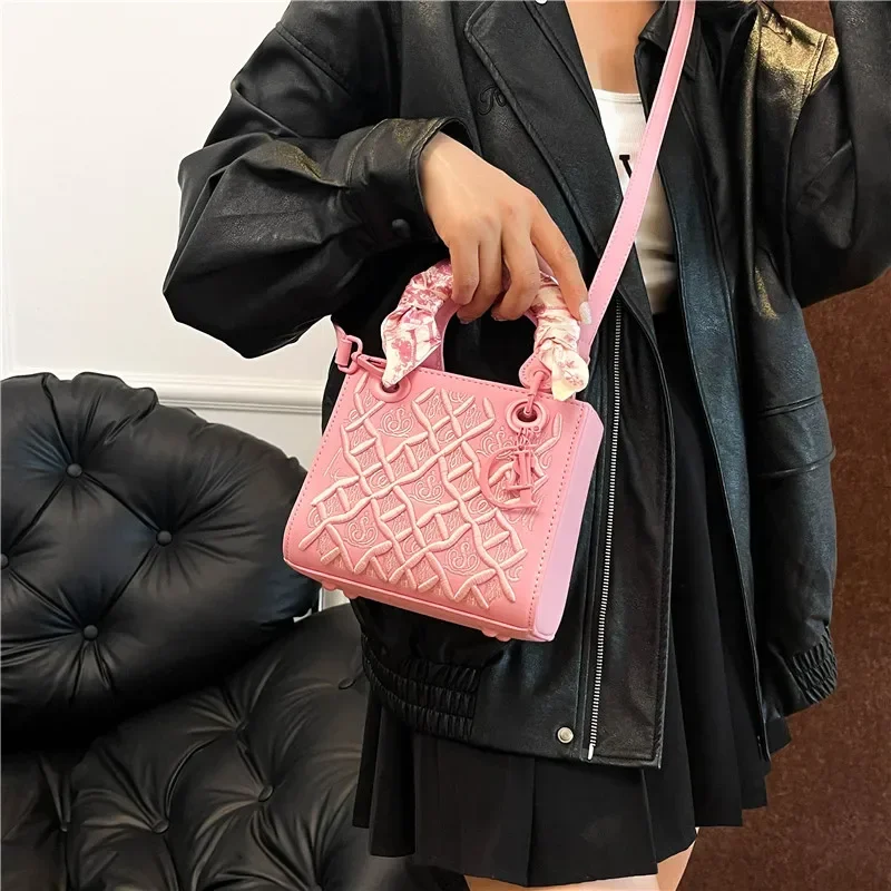 

Роскошная простая однотонная большая сумка с винтажным дизайном, большая вместимость для женщин, для отдыха, бизнеса и покупок