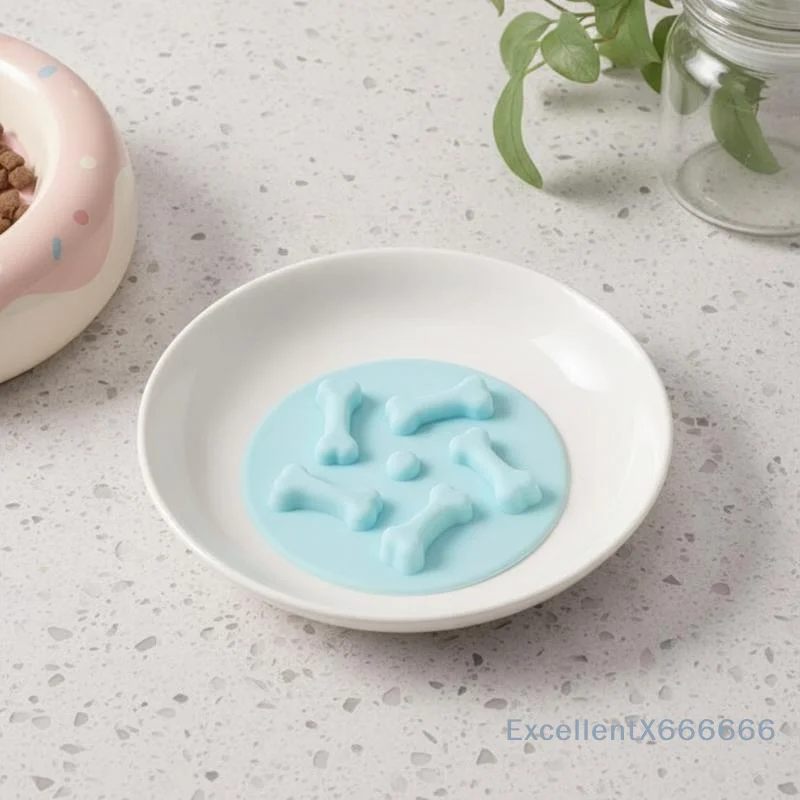 Slow Feed Dog Mat Silicone Slow Feeder Bowl Insert Waterproof Easy Clean Pet Feeding Pad for Dogs Cats Puppy Kitten Daily Use